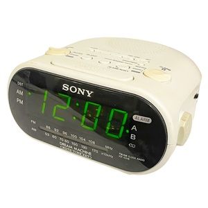 Sony Dream Machine AM/FM Dual Alarm White Clock Radio Model‎ ICF-C318 TESTED